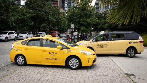 تاکسی و اوبر در کانادا