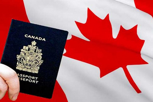 بررسی مدارک لازم برای اخذ ویزای کانادا